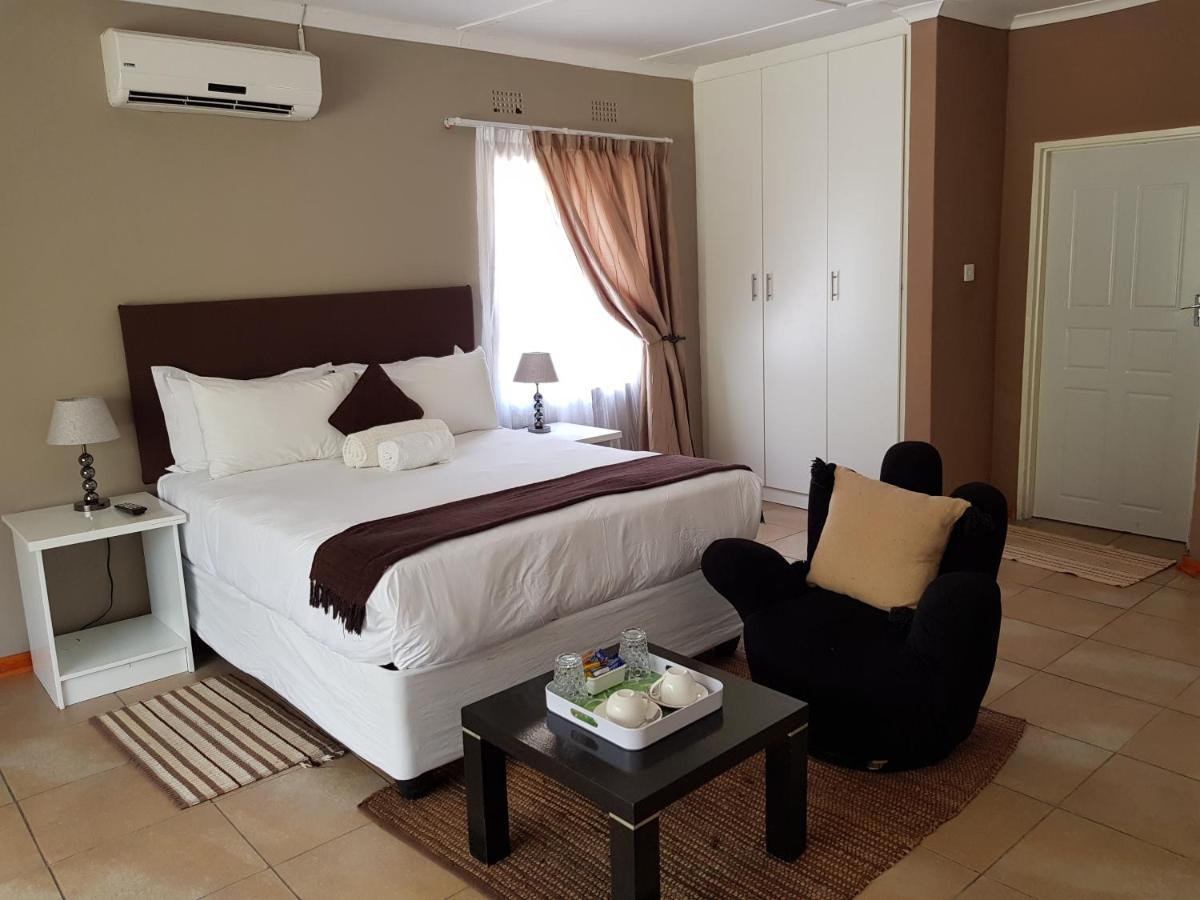 Thamalakane Guest House Maun Esterno foto